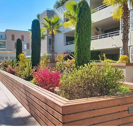 아파트 T2 Elegant Avec Clim & Piscine Port Fréjus